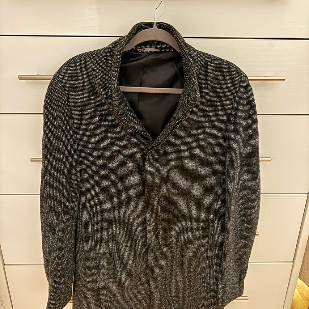 Zara Men's Charcoal Zip-Up Coat